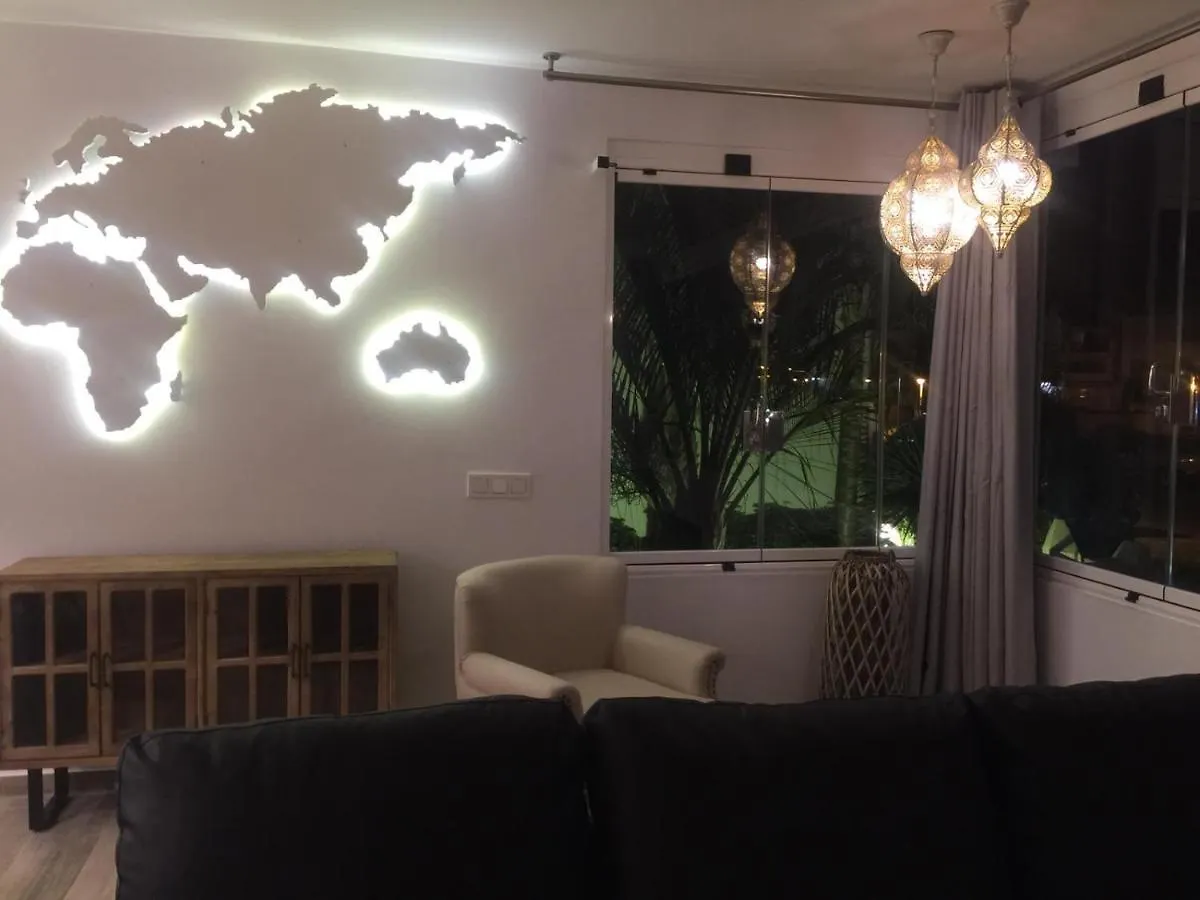 شقة Apartamento Windsor بينالماذينا إسبانيا